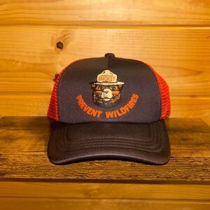 Filson Smokey the Bear trucker hat